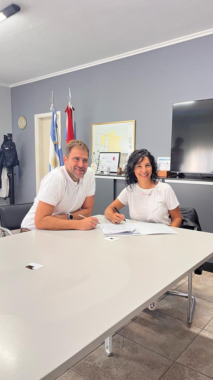 Acuerdo con Armstrong, el municipio donde el campo levanta bandera